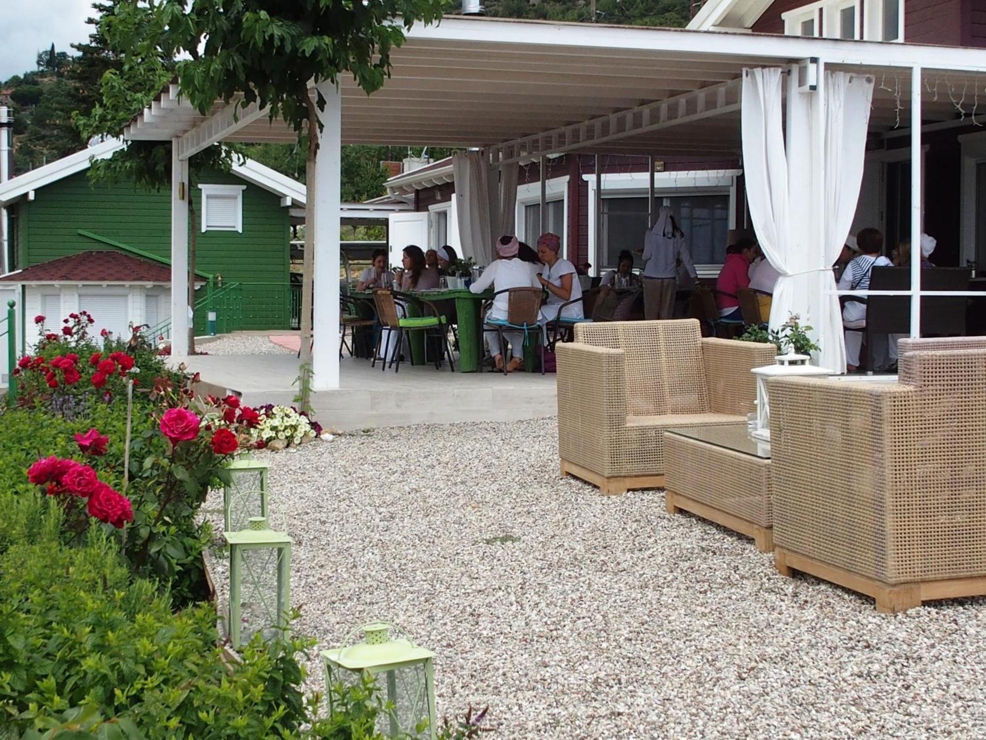 Hotel Ktima Noosfera Wellness&Retreat Center Karya Esterno foto